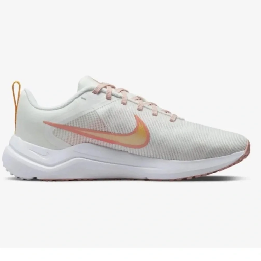 New in Box Women’s Nike Downshifter 12 Running Shoes